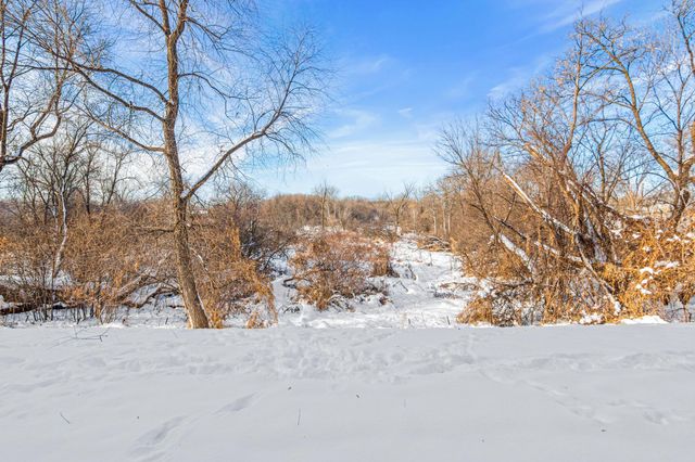 4185 Centerville Road, Vadnais Heights, MN 55127