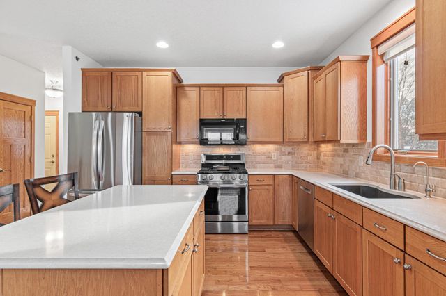 4185 Centerville Road, Vadnais Heights, MN 55127