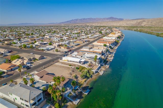 715 Riverfront Drive, Bullhead City, AZ 86442