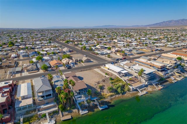 715 Riverfront Drive, Bullhead City, AZ 86442