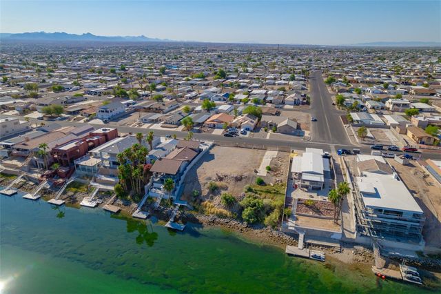 715 Riverfront Drive, Bullhead City, AZ 86442