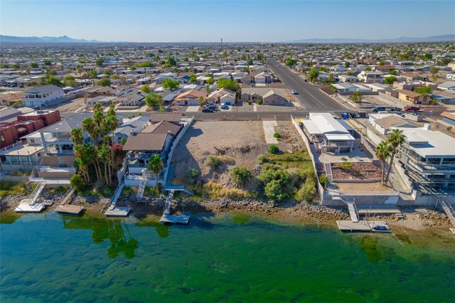715 Riverfront Drive, Bullhead City, AZ 86442