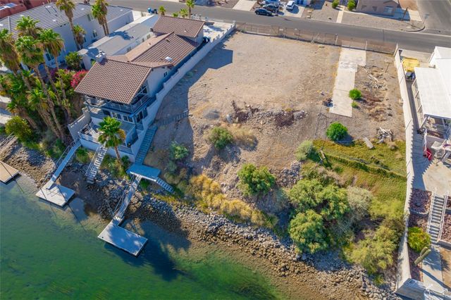 715 Riverfront Drive, Bullhead City, AZ 86442