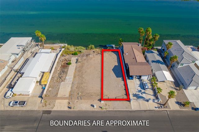 715 Riverfront Drive, Bullhead City, AZ 86442