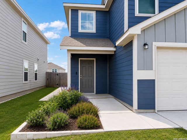 7324 YUCCA PL, San Antonio, TX 78253