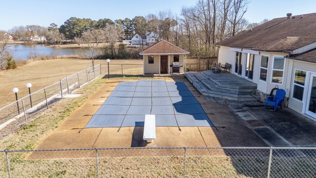 336 DUCK DR, Savannah, TN 38372