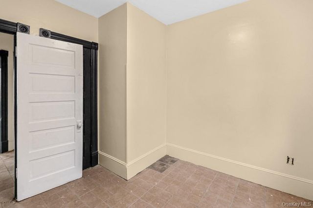 9 Monument Street, Newburgh, NY 12550