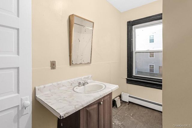 9 Monument Street, Newburgh, NY 12550