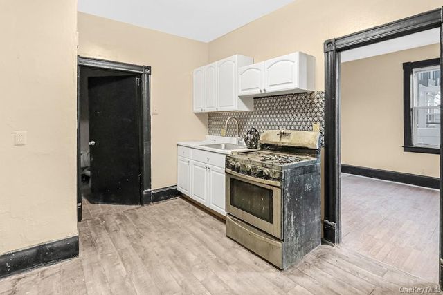 9 Monument Street, Newburgh, NY 12550