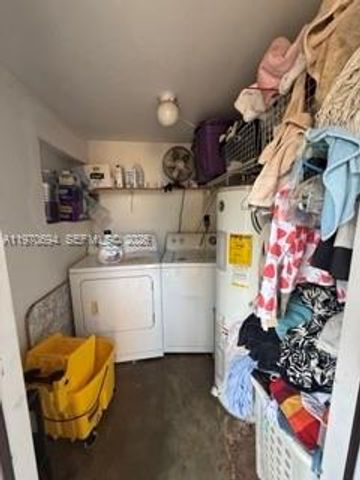 729 SW 5th Ct, Hallandale Beach, FL 33009