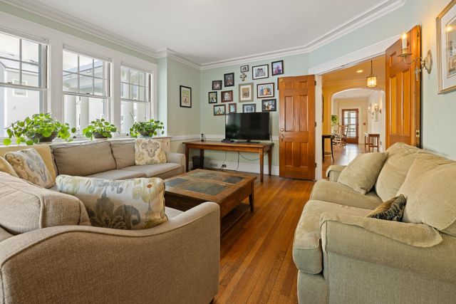 93 Chosen Vale Lane, Enfield, NH 03748