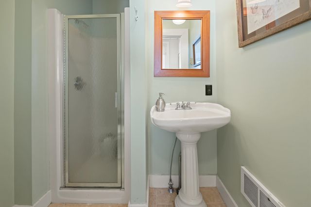 93 Chosen Vale Lane, Enfield, NH 03748