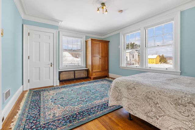 93 Chosen Vale Lane, Enfield, NH 03748