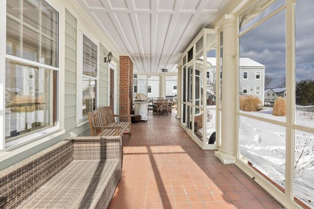 93 Chosen Vale Lane, Enfield, NH 03748