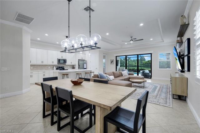 4118 Raffia DR, Naples, FL 34119