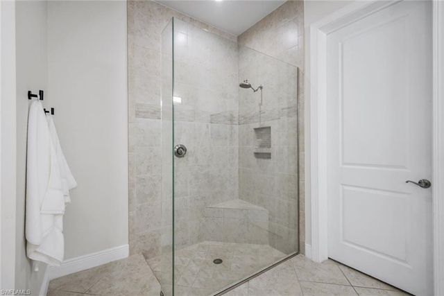 4118 Raffia DR, Naples, FL 34119