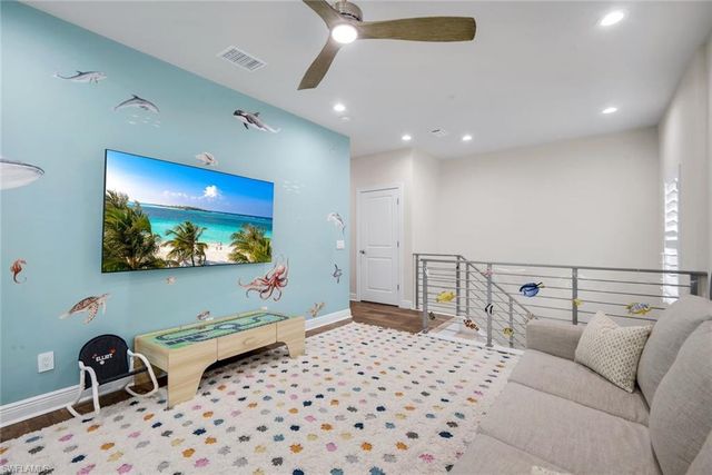 4118 Raffia DR, Naples, FL 34119