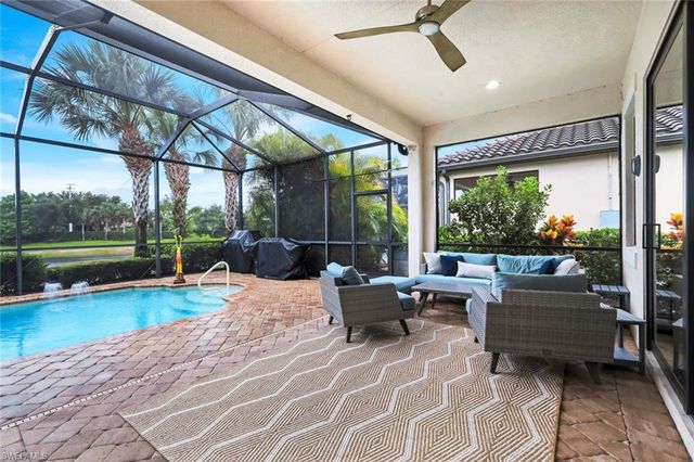 4118 Raffia DR, Naples, FL 34119