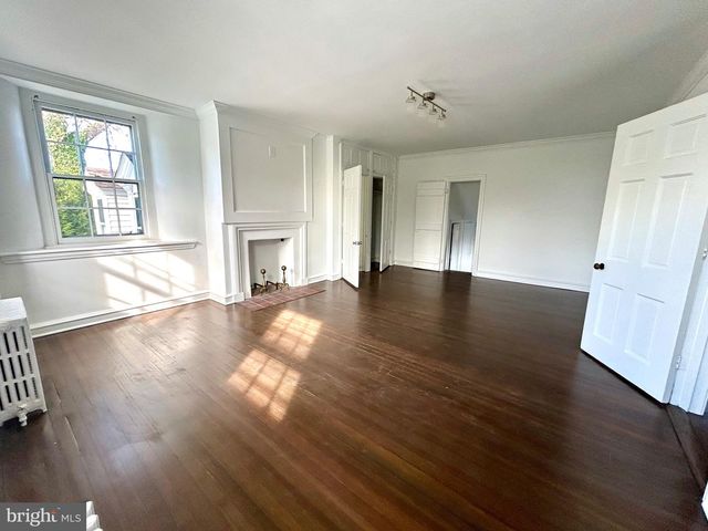 571 N NEWTOWN STREET RD, Newtown Square, PA 19073