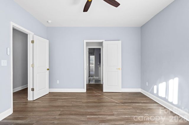 1011 N 14th Street, Bessemer City, NC 28016