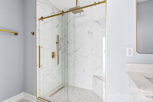 1011 N 14th Street, Bessemer City, NC 28016