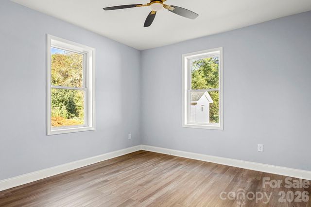 1011 N 14th Street, Bessemer City, NC 28016