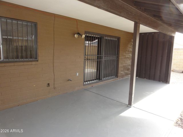 4746 W DAHLIA Drive, Glendale, AZ 85304