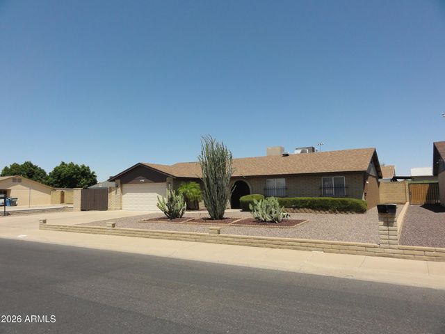 4746 W DAHLIA Drive, Glendale, AZ 85304