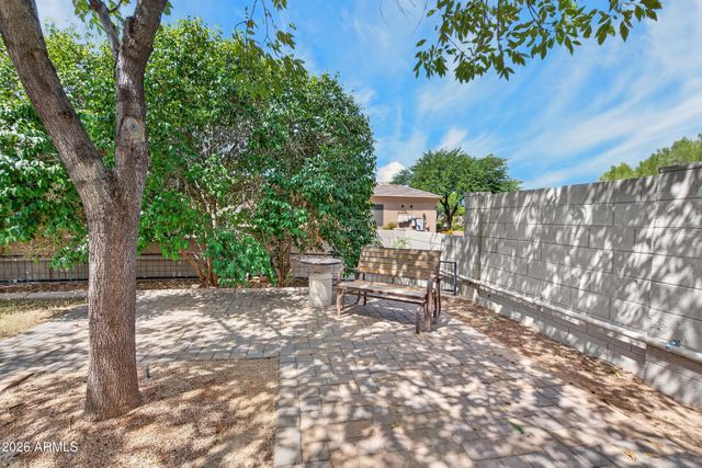 2613 W IRVINE Road, Phoenix, AZ 85086