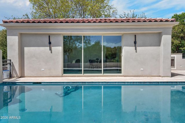 2613 W IRVINE Road, Phoenix, AZ 85086