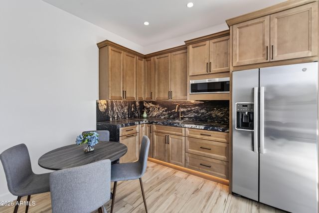 2613 W IRVINE Road, Phoenix, AZ 85086