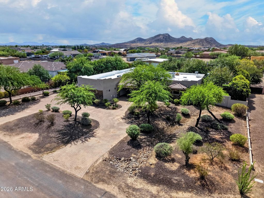 2613 W IRVINE Road, Phoenix, AZ 85086 — exterior