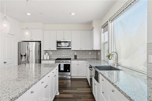 803 N Dalton Avenue 101, Azusa, CA 91702