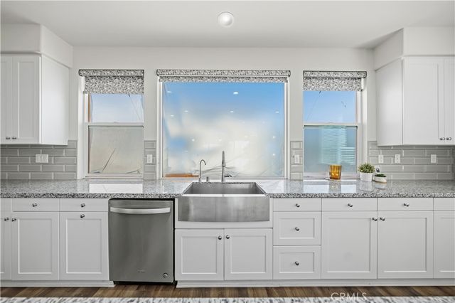 803 N Dalton Avenue 101, Azusa, CA 91702