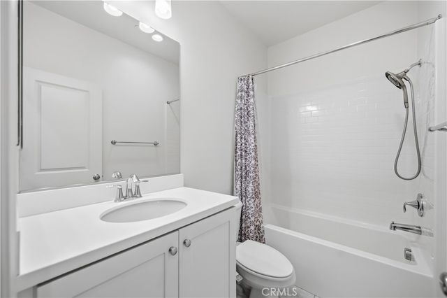 803 N Dalton Avenue 101, Azusa, CA 91702