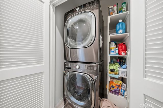 803 N Dalton Avenue 101, Azusa, CA 91702