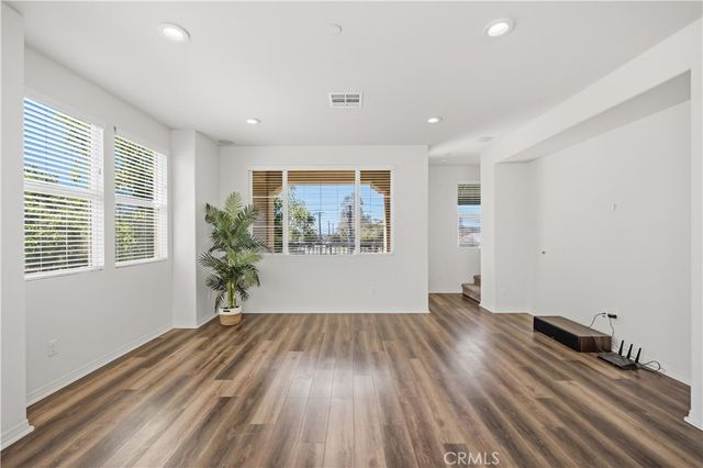 803 N Dalton Avenue 101, Azusa, CA 91702