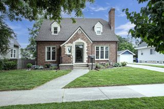 314 E RANDALL STREET, Appleton, WI 54911