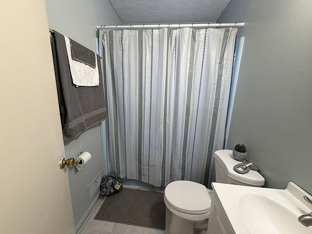 117 Deerfield Drive, Enterprise, AL 36330