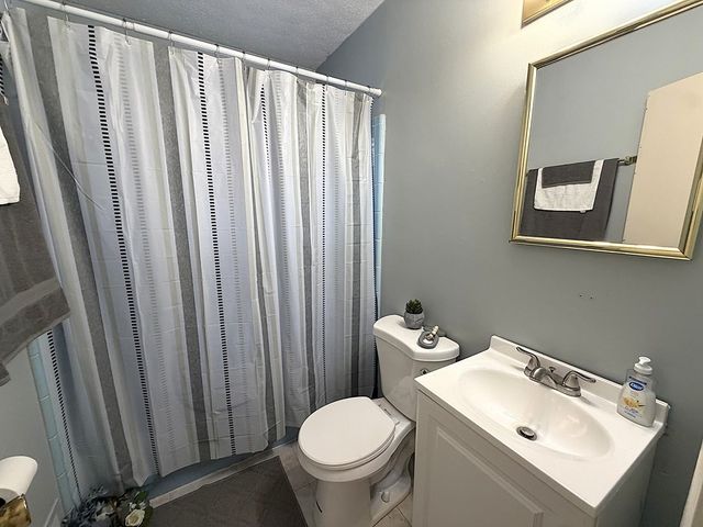 117 Deerfield Drive, Enterprise, AL 36330