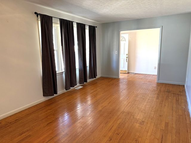 117 Deerfield Drive, Enterprise, AL 36330