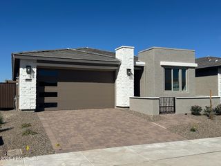 15862 W VOGEL Avenue, Goodyear, AZ 85338
