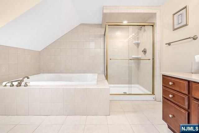 356 N Farview Avenue, Paramus, NJ 07652