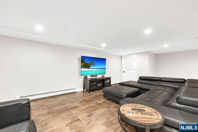 356 N Farview Avenue, Paramus, NJ 07652