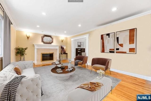 356 N Farview Avenue, Paramus, NJ 07652