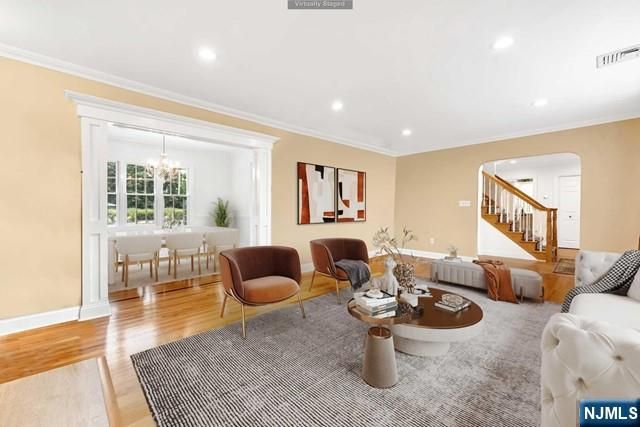 356 N Farview Avenue, Paramus, NJ 07652