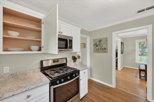 601 Circle Drive, Arlington, TX 76010