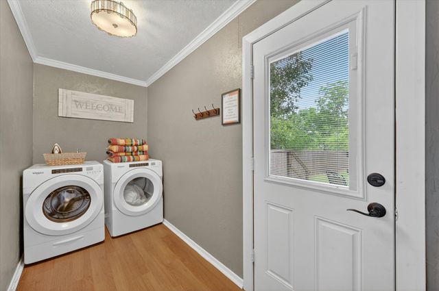 601 Circle Drive, Arlington, TX 76010