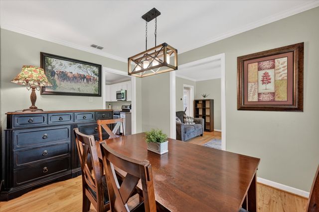 601 Circle Drive, Arlington, TX 76010