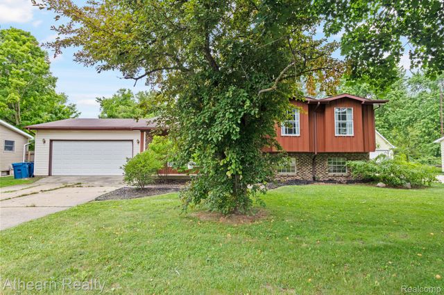 7156 Sharp Road, Mundy Township, MI 48473